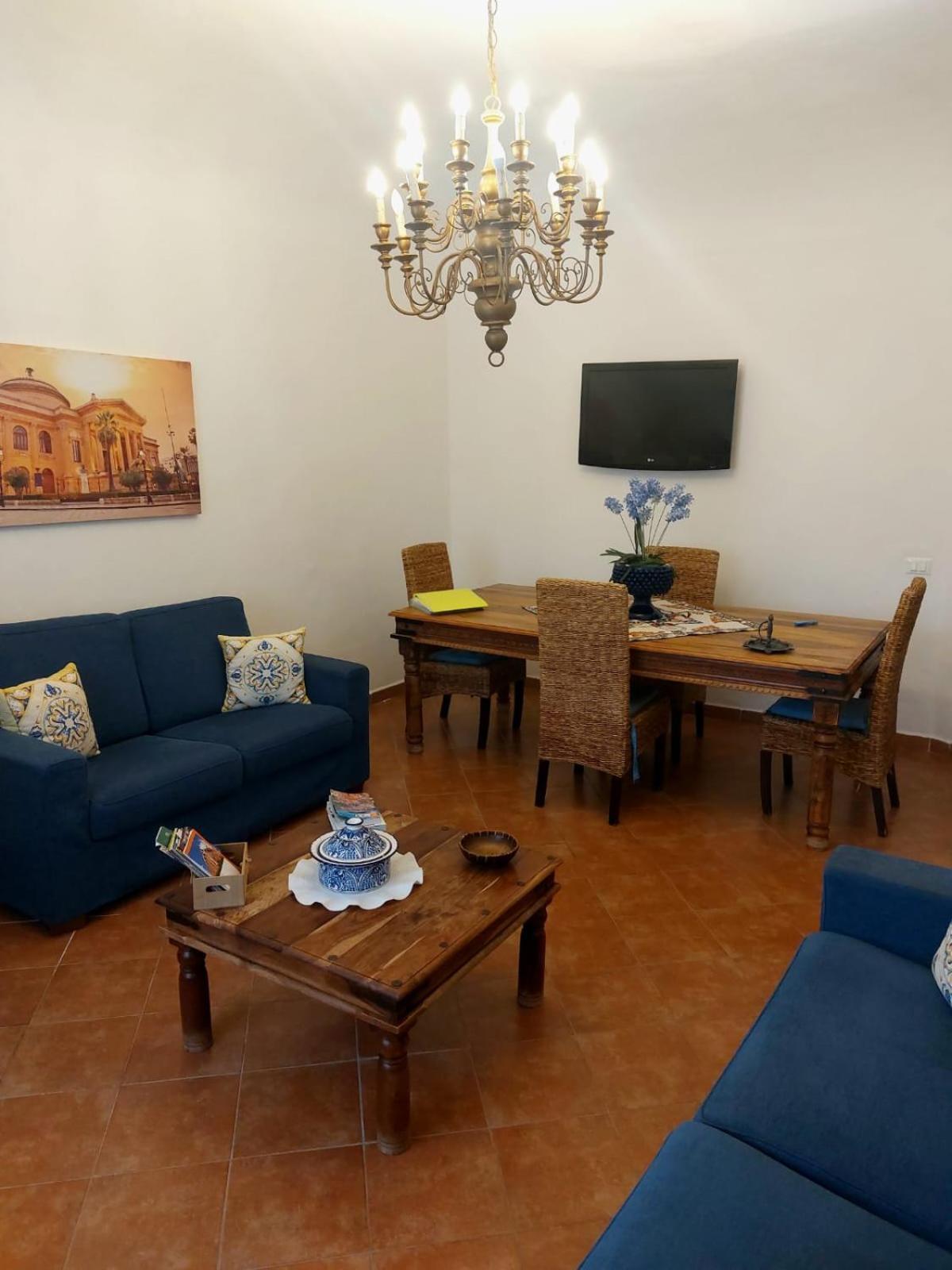 Casa Del Parlamento Lejlighed Palermo Eksteriør billede