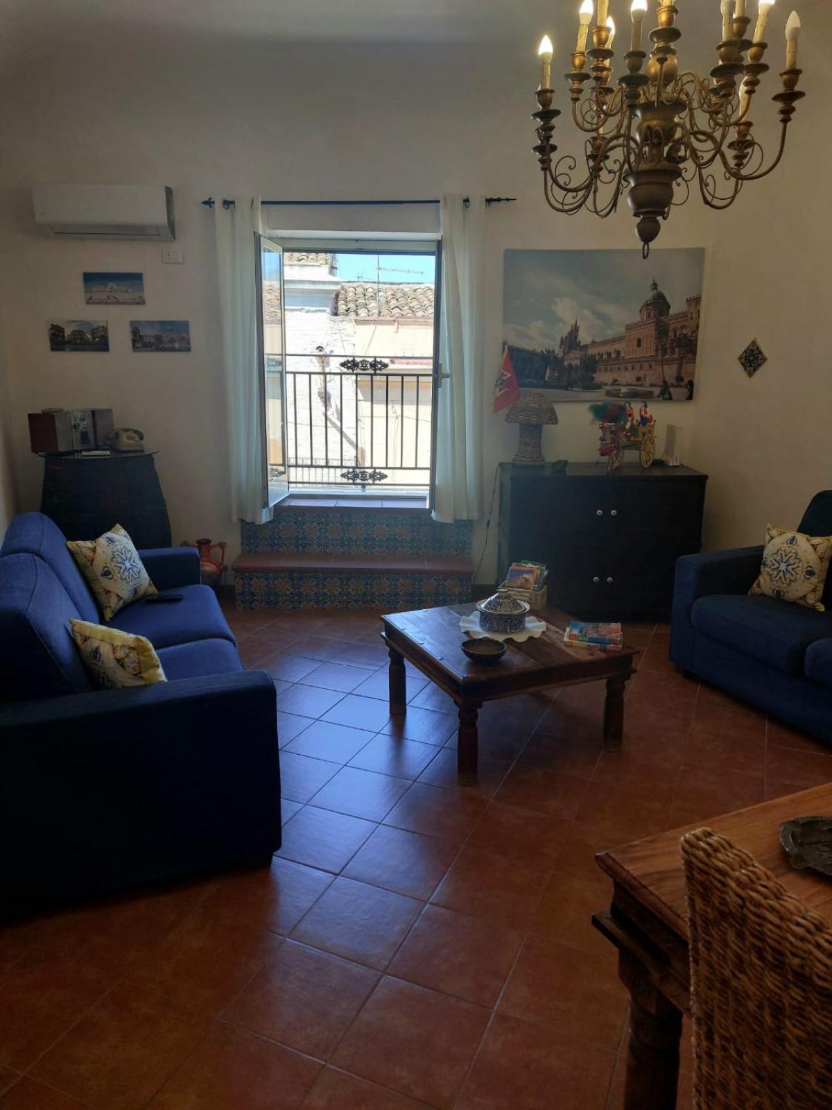 Casa Del Parlamento Lejlighed Palermo Eksteriør billede